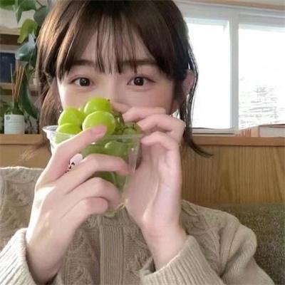 和帅哥一起吃饭